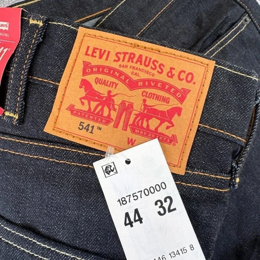 Levis new tags